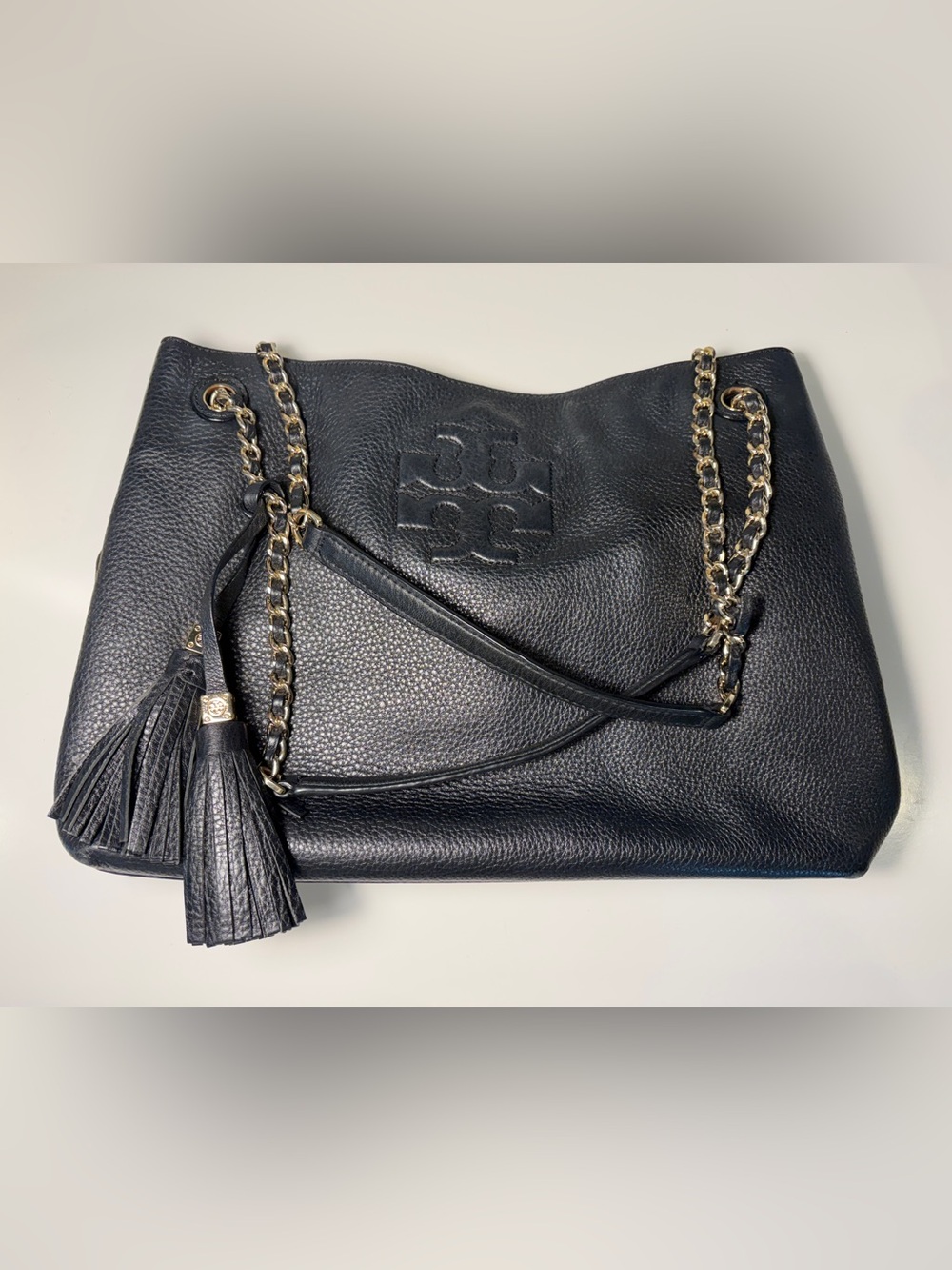 Tory Burch Thea Chain Slouchy Tote Bag in Black